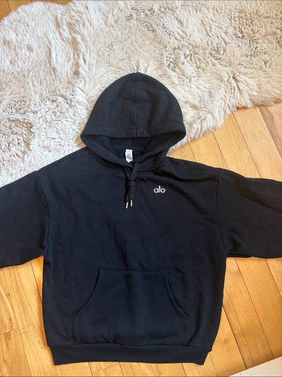 ALO Yoga Tops - ALO Yoga Black Pullover Hoodie Sweatshirt